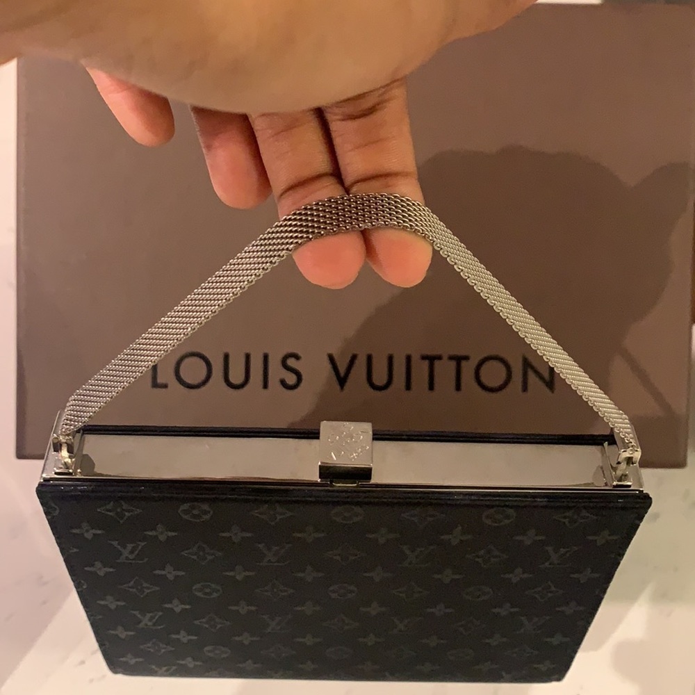 Louis V black dinner bag!